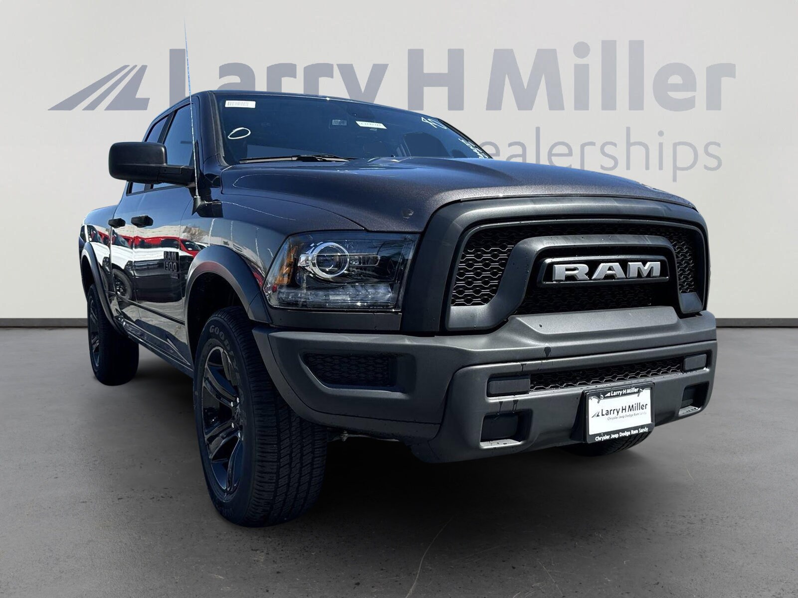 2024 Ram 1500 Classic Warlock photo 2