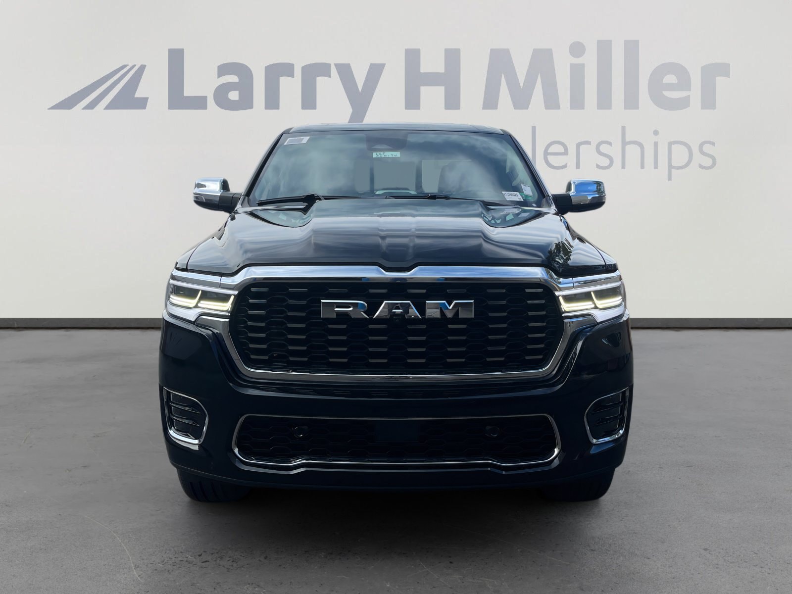 2026 RAM 1500 Tungsten - Photo 8