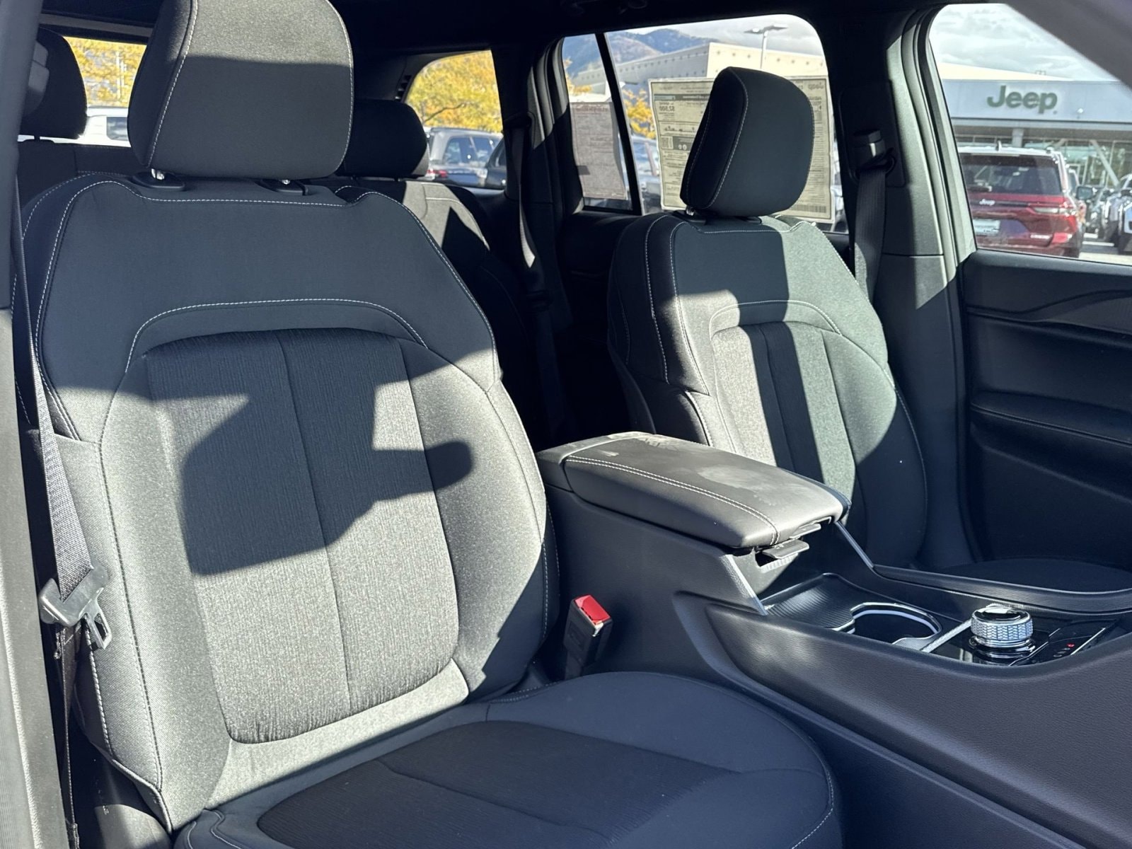 2025 Jeep Grand Cherokee Laredo - Photo 34