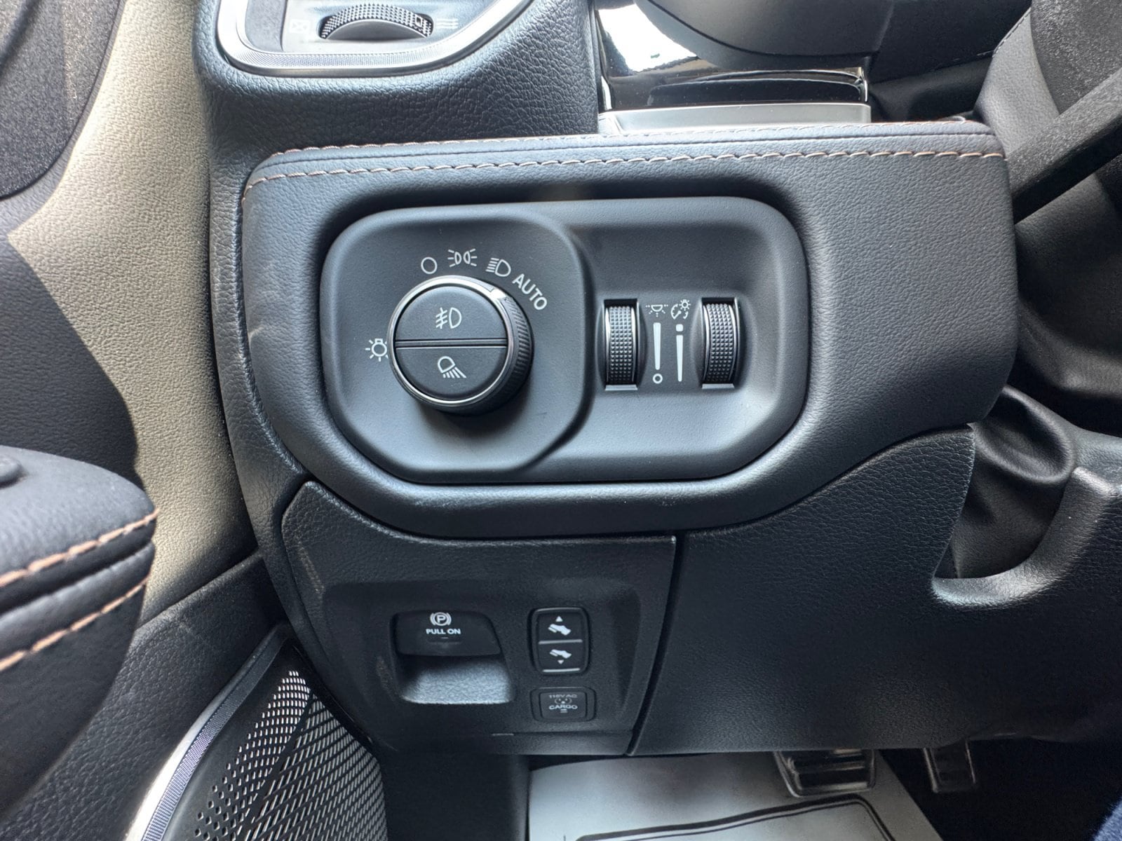 2026 RAM 1500 Tungsten - Photo 25