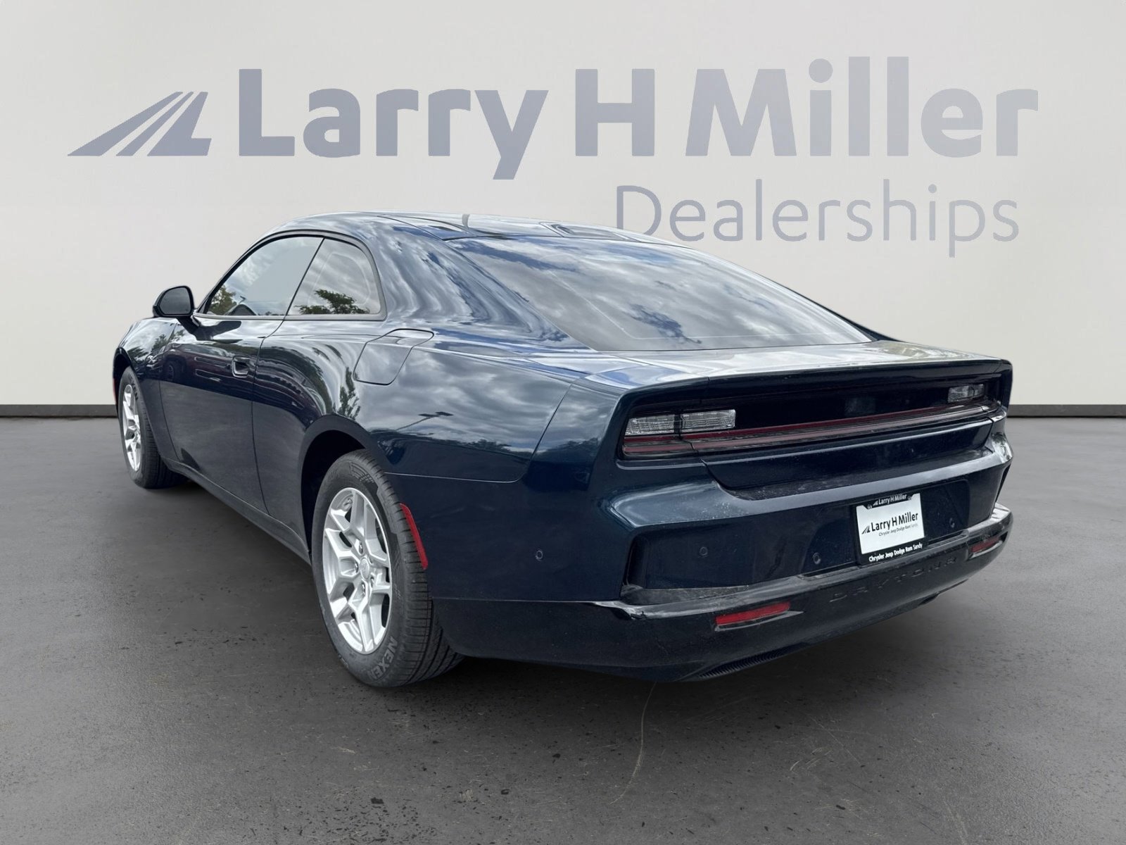 2025 Dodge Charger Daytona R/T - Photo 6