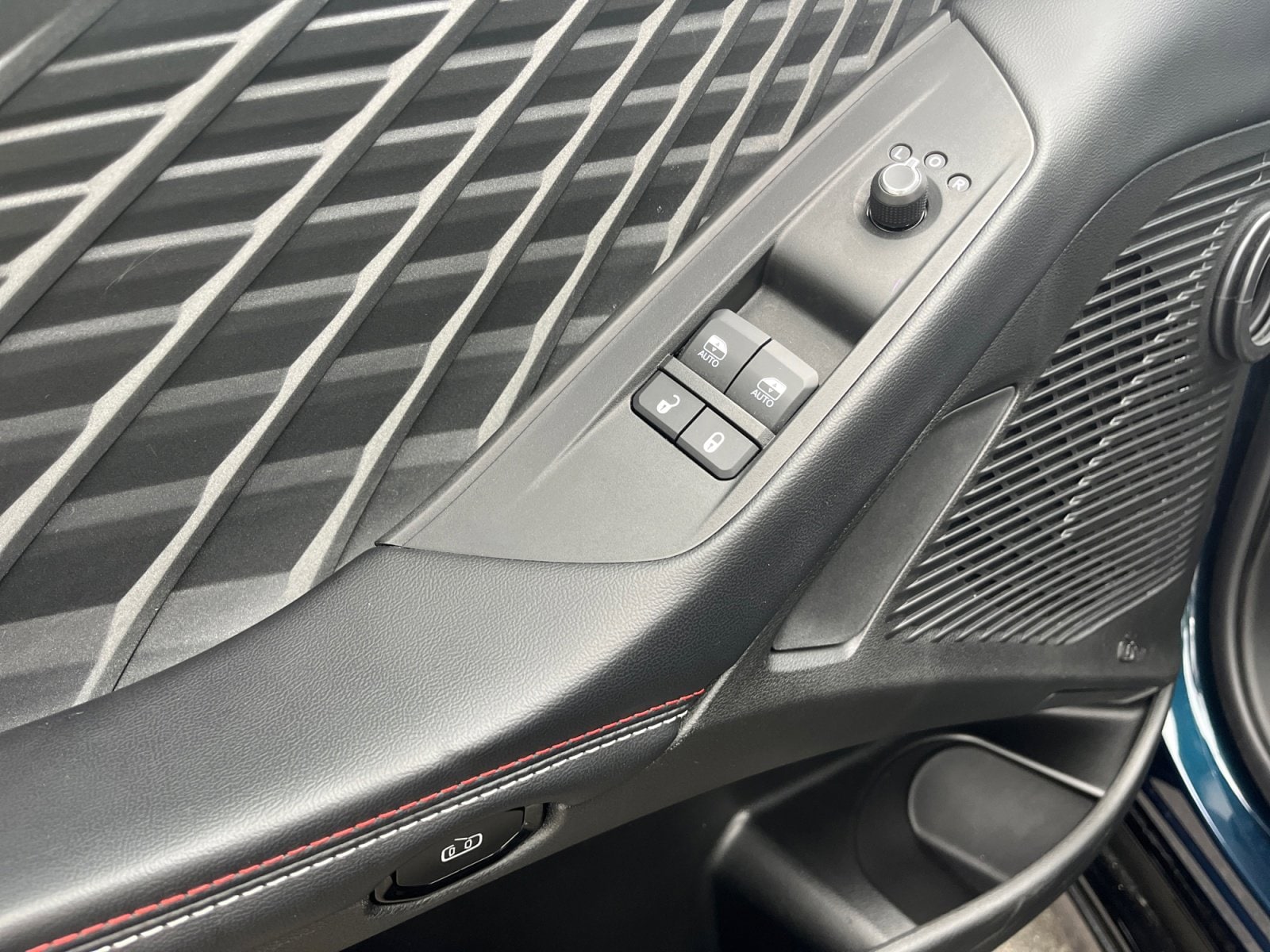 2025 Dodge Charger Daytona R/T - Photo 14