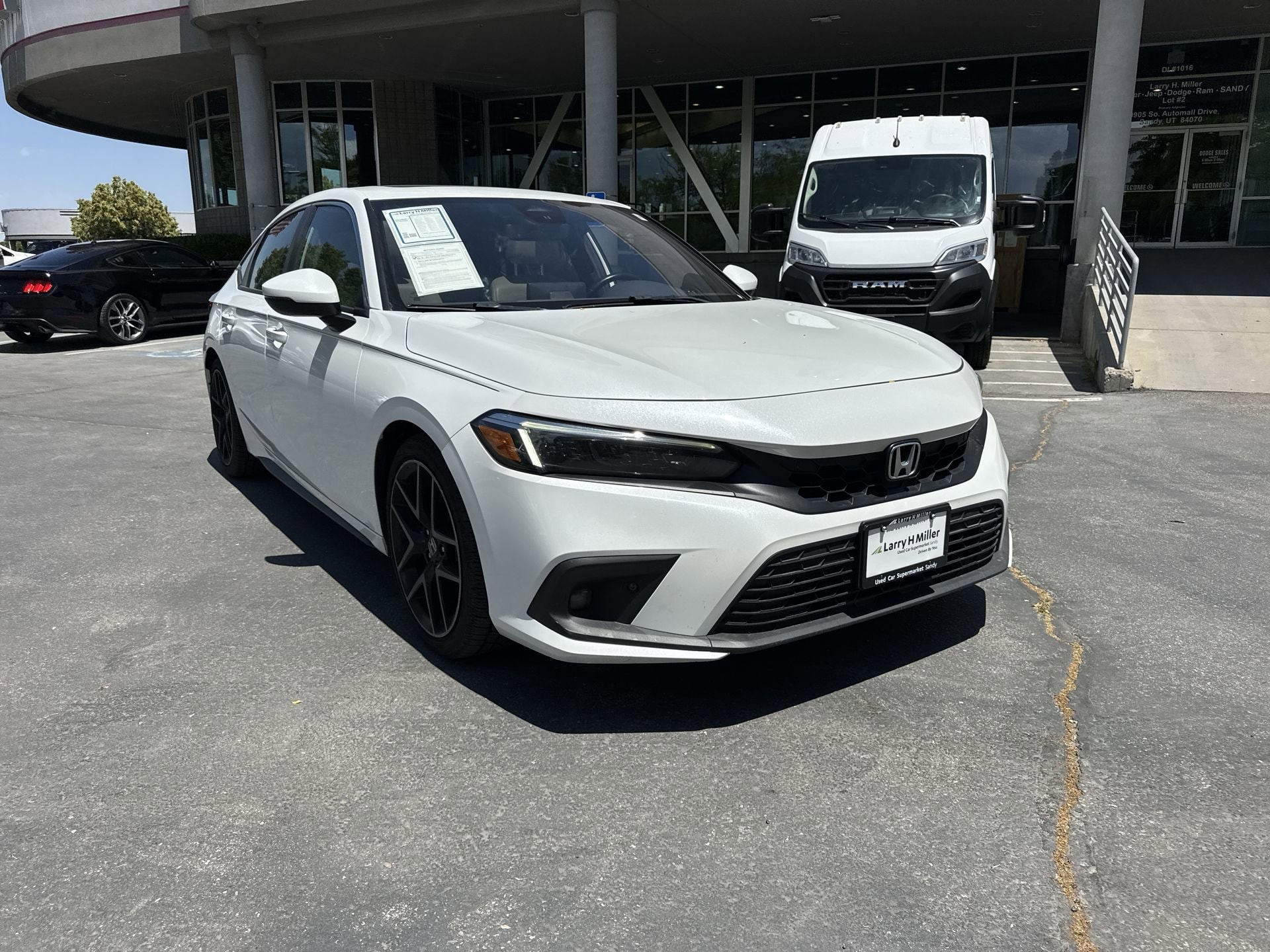 Used 2022 Honda Civic Hatchback Sport Touring with VIN 19XFL1H89NE006041 for sale in Sandy, UT