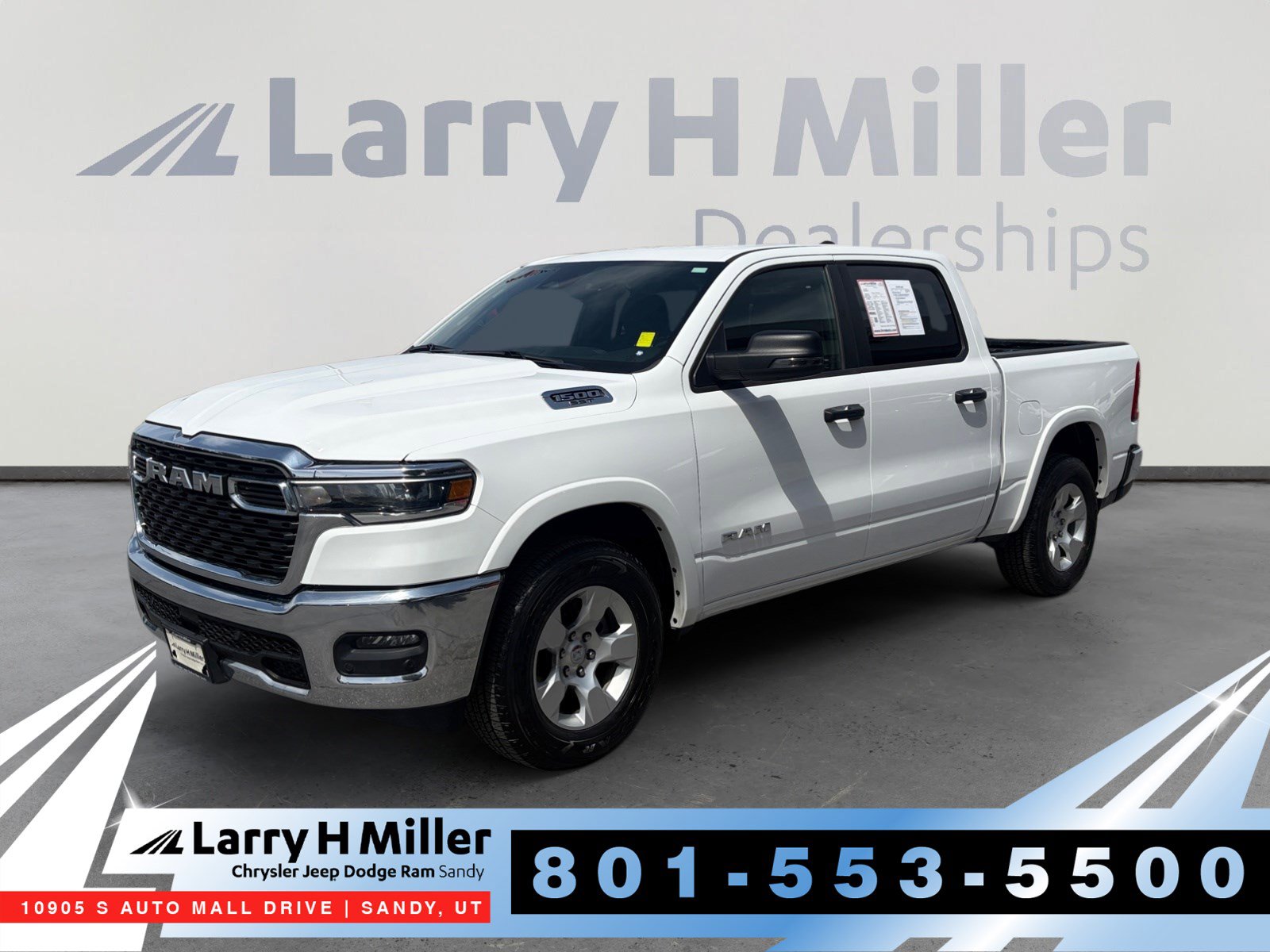2025 RAM 1500 Big Horn/Lone Star 4x4 Crew Cab 5'7's photo