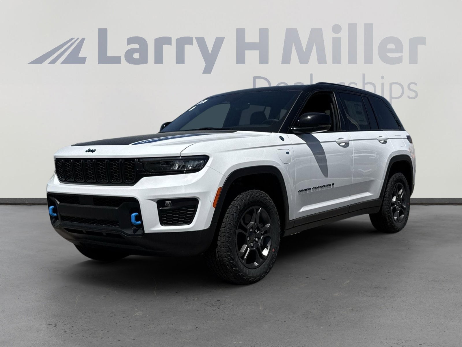 2025 Jeep Grand Cherokee Trailhawk 4xe's photo
