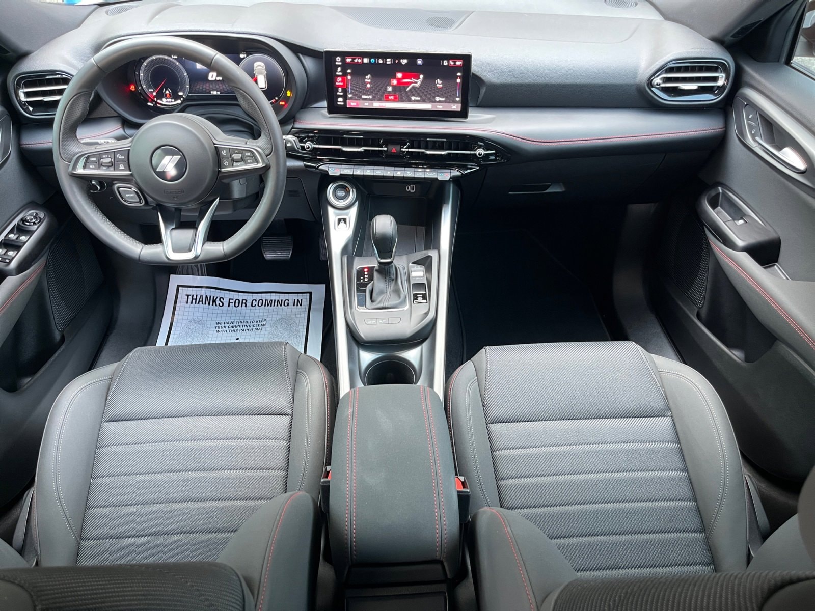 2025 Dodge Hornet GT - Photo 16