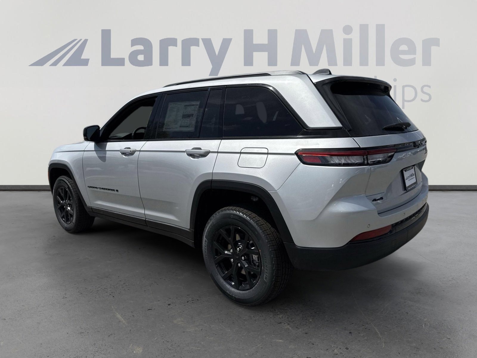 2025 Jeep Grand Cherokee Altitude - Photo 6