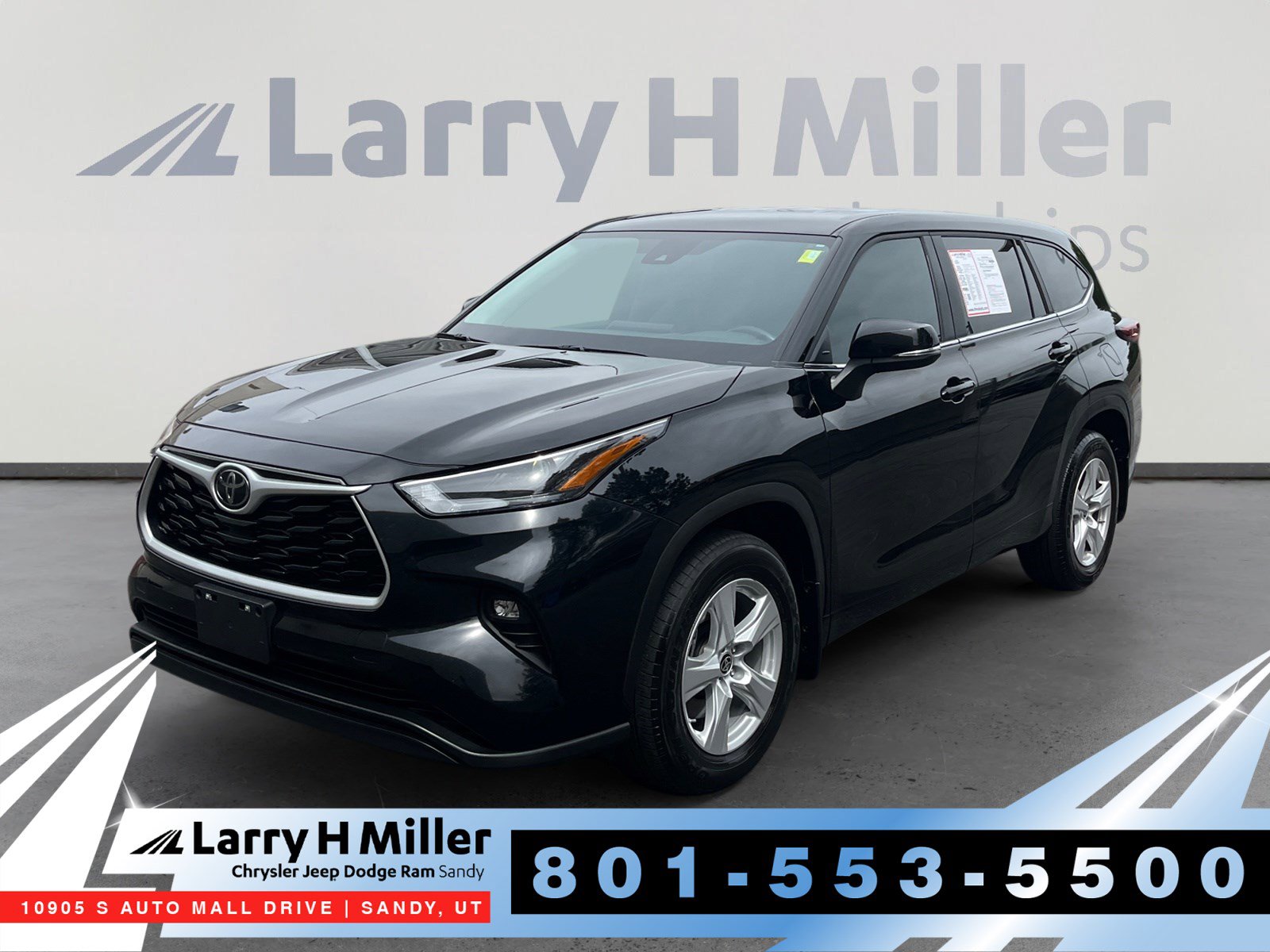 2024 Toyota Highlander LE AWD's photo