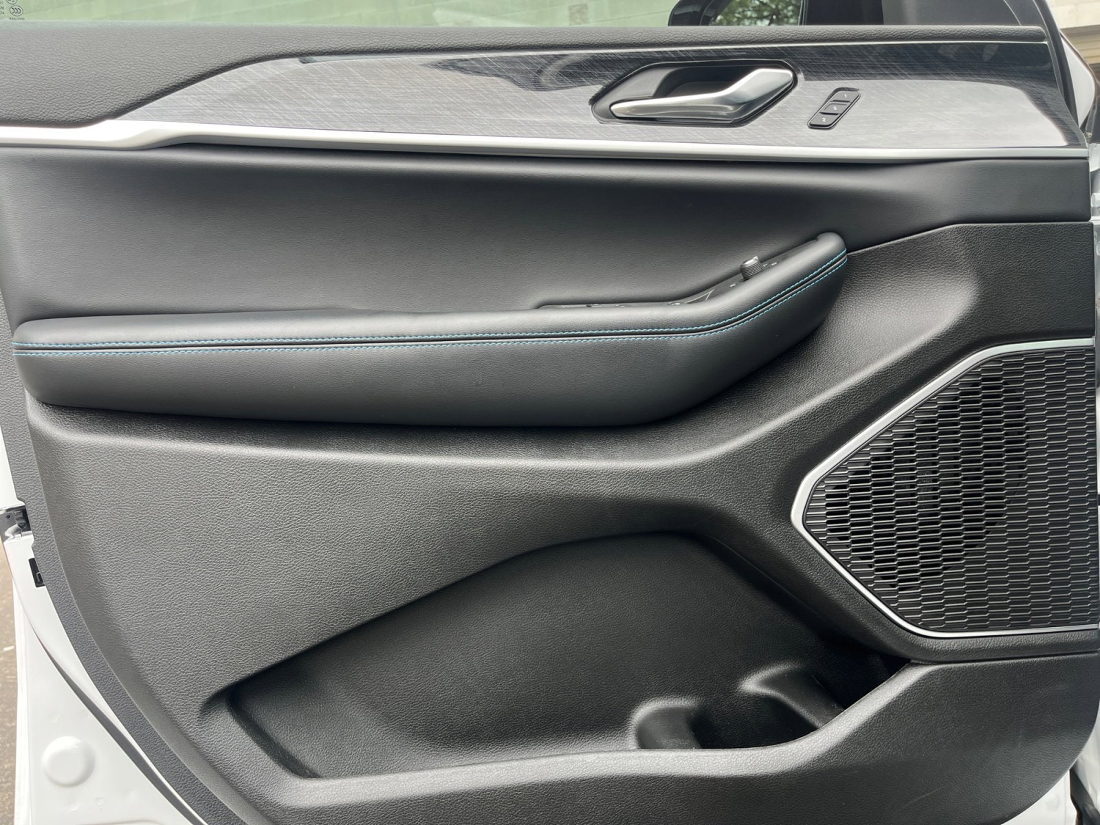 2025 Jeep Grand Cherokee Trailhawk 4xe - Photo 15