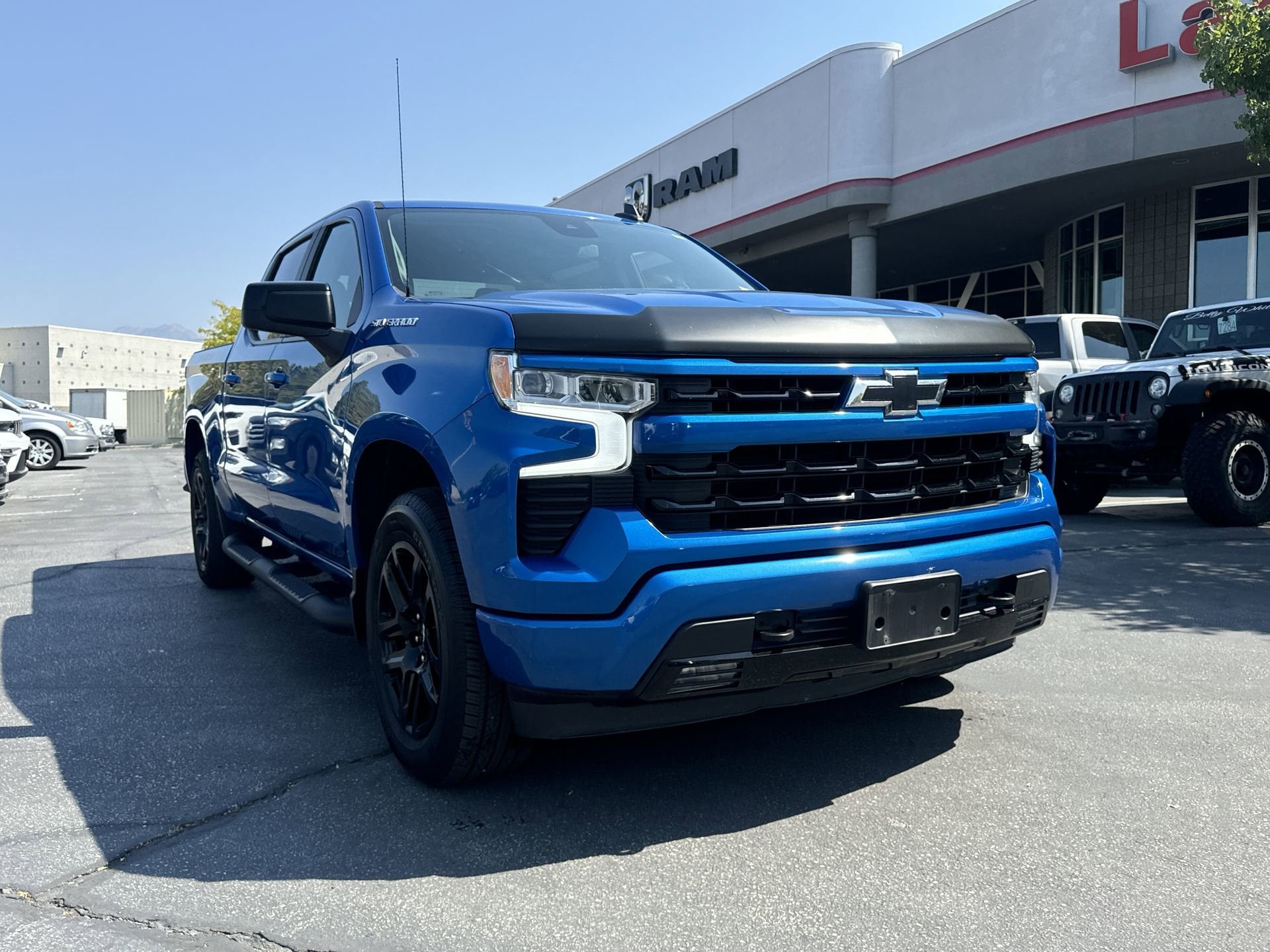 Used 2022 Chevrolet Silverado 1500 RST with VIN 1GCUDEED2NZ601122 for sale in Sandy, UT