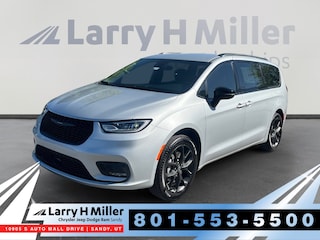 2026 Chrysler Pacifica Select Passenger Van