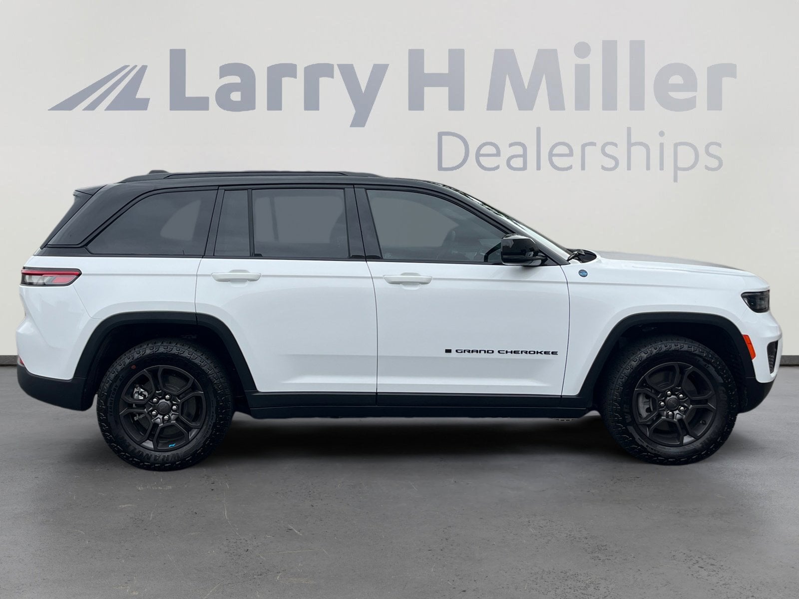 2025 Jeep Grand Cherokee Trailhawk 4xe - Photo 6