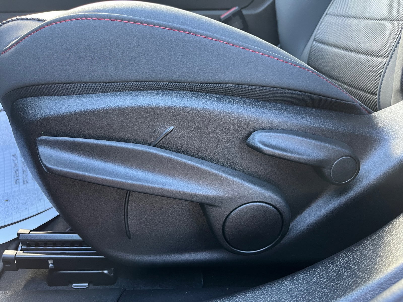2025 Dodge Hornet GT - Photo 12