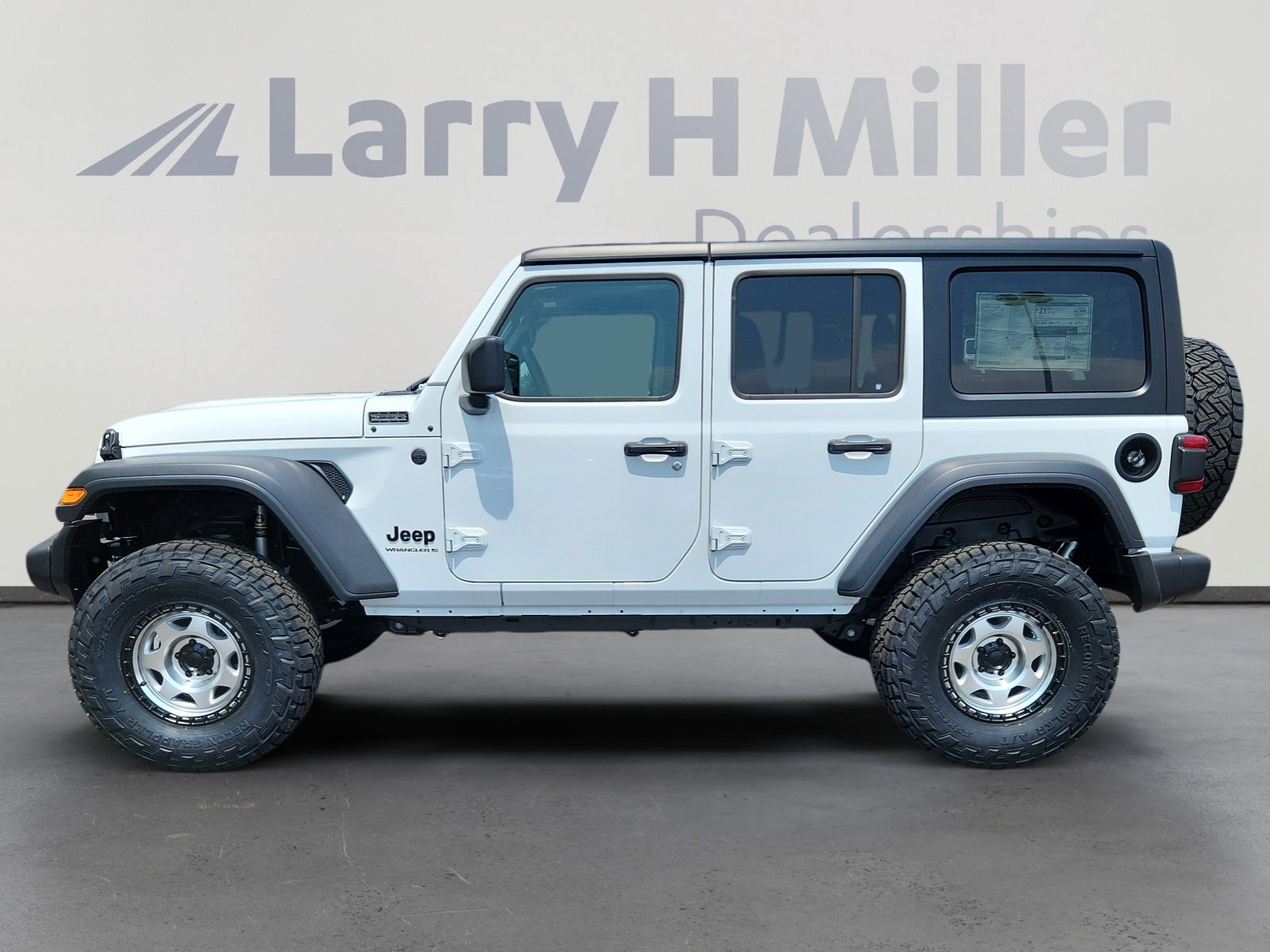 2025 Jeep Wrangler Sport S photo 2