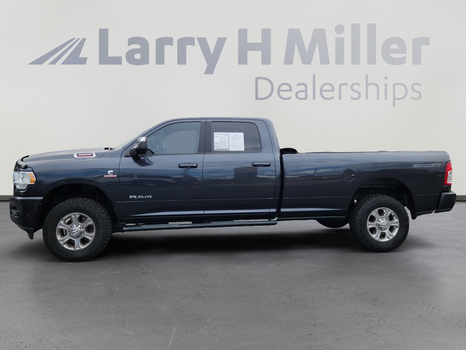 2021 Ram 3500 Big Horn photo 2