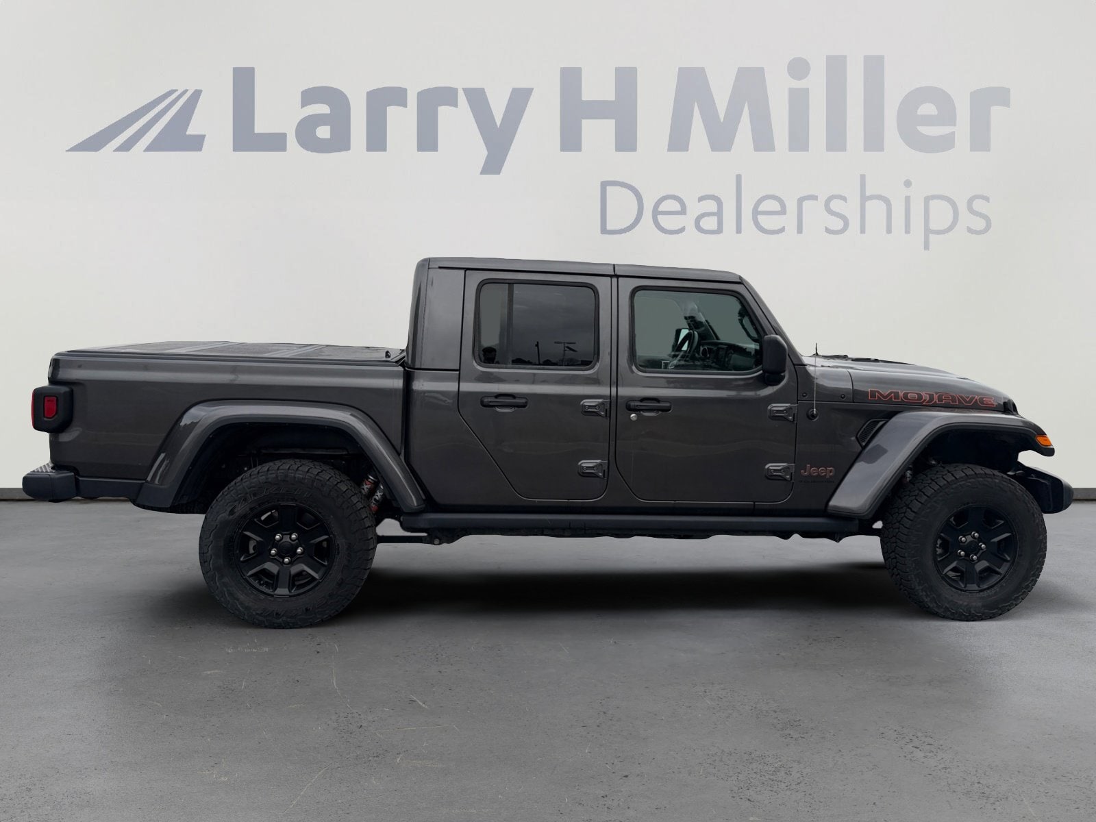 2023 Jeep Gladiator Mojave - Photo 6