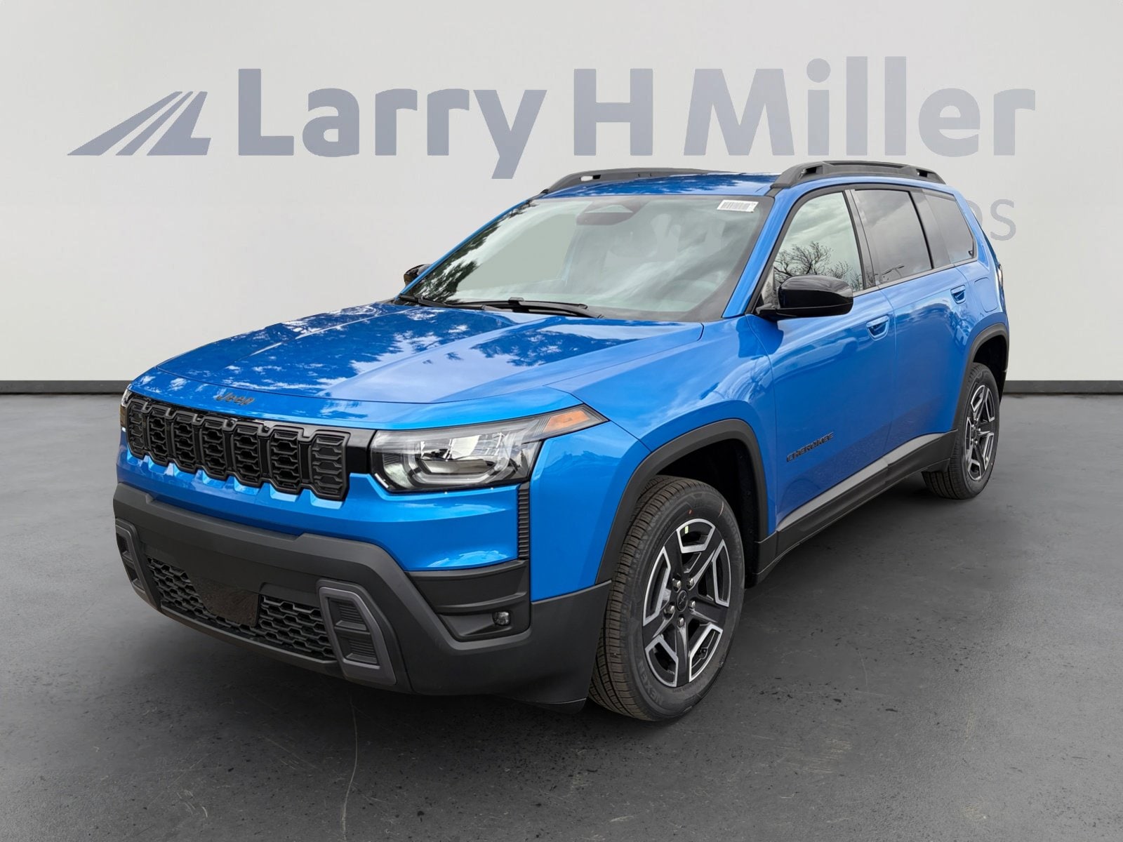 2026 Jeep Cherokee Laredo HEV 4X4's photo