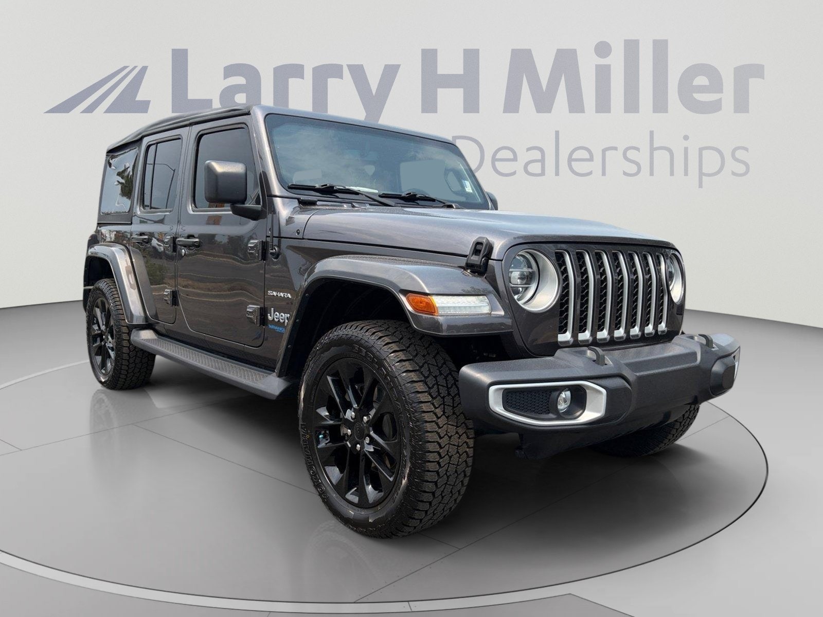 2021 Jeep Wrangler Unlimited Sahara 4XE - Photo 7