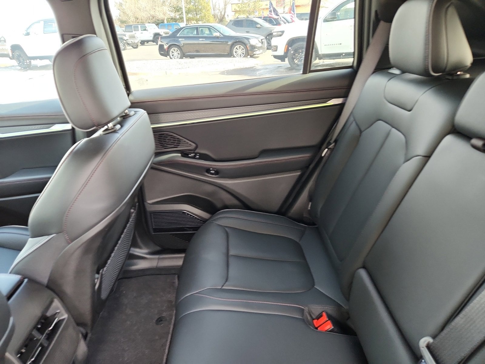 2025 Jeep Wagoneer S Limited - Photo 22