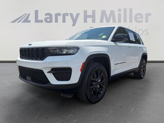 Used 2024 Jeep Grand Cherokee Laredo SUV Denver, CO