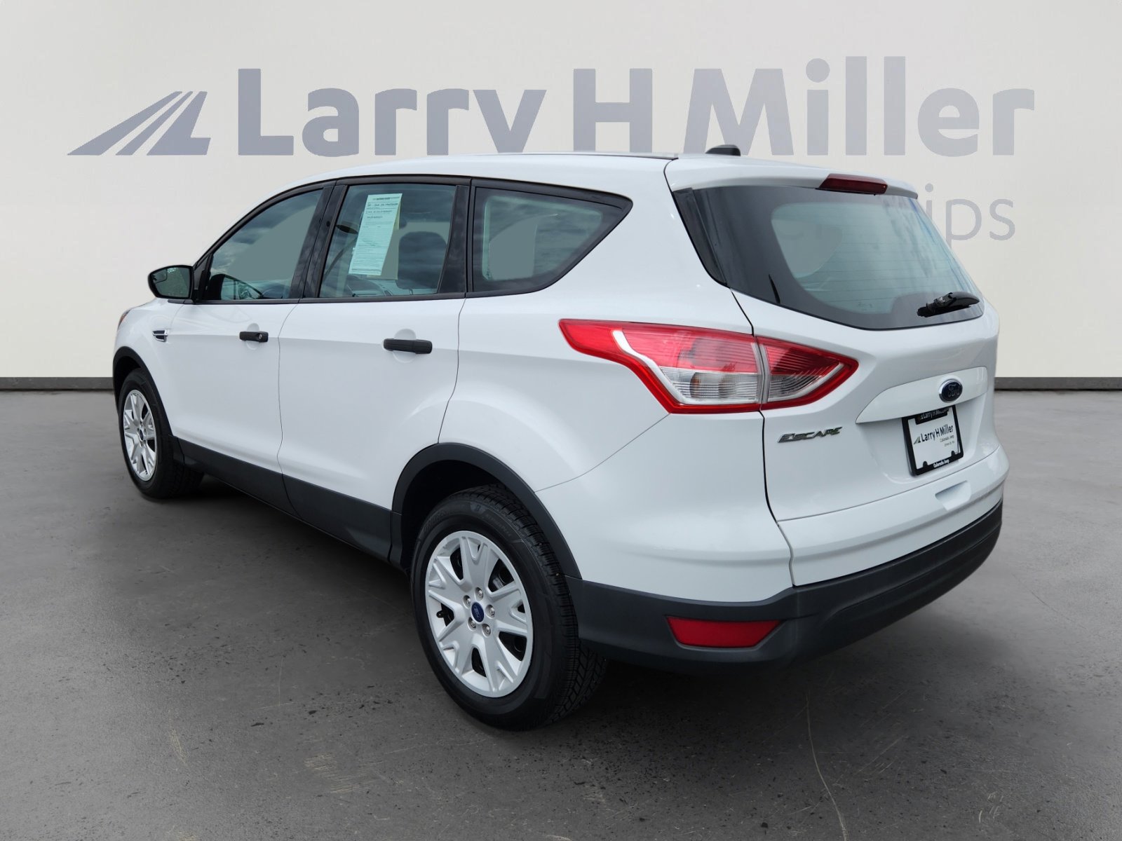 2016 Ford Escape S photo 3