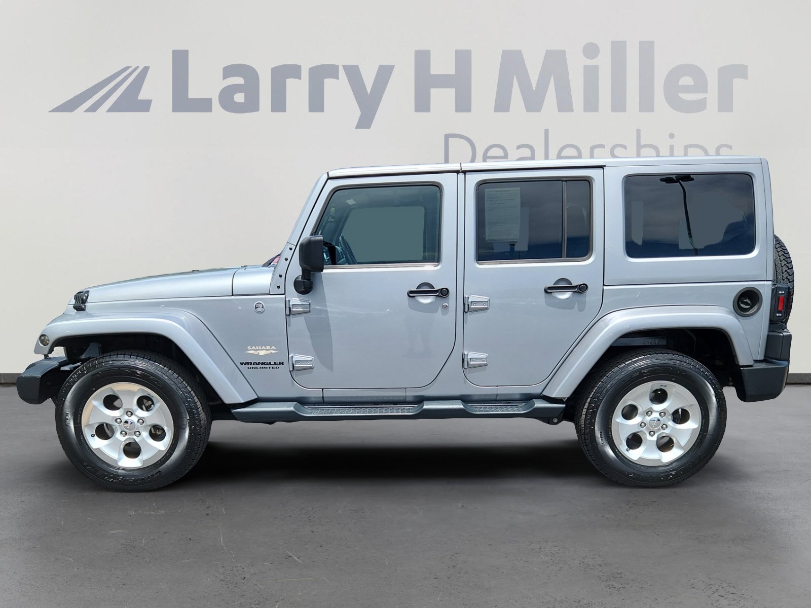 Used 2014 Jeep Wrangler Unlimited Sahara with VIN 1C4BJWEG4EL195962 for sale in Aurora, CO