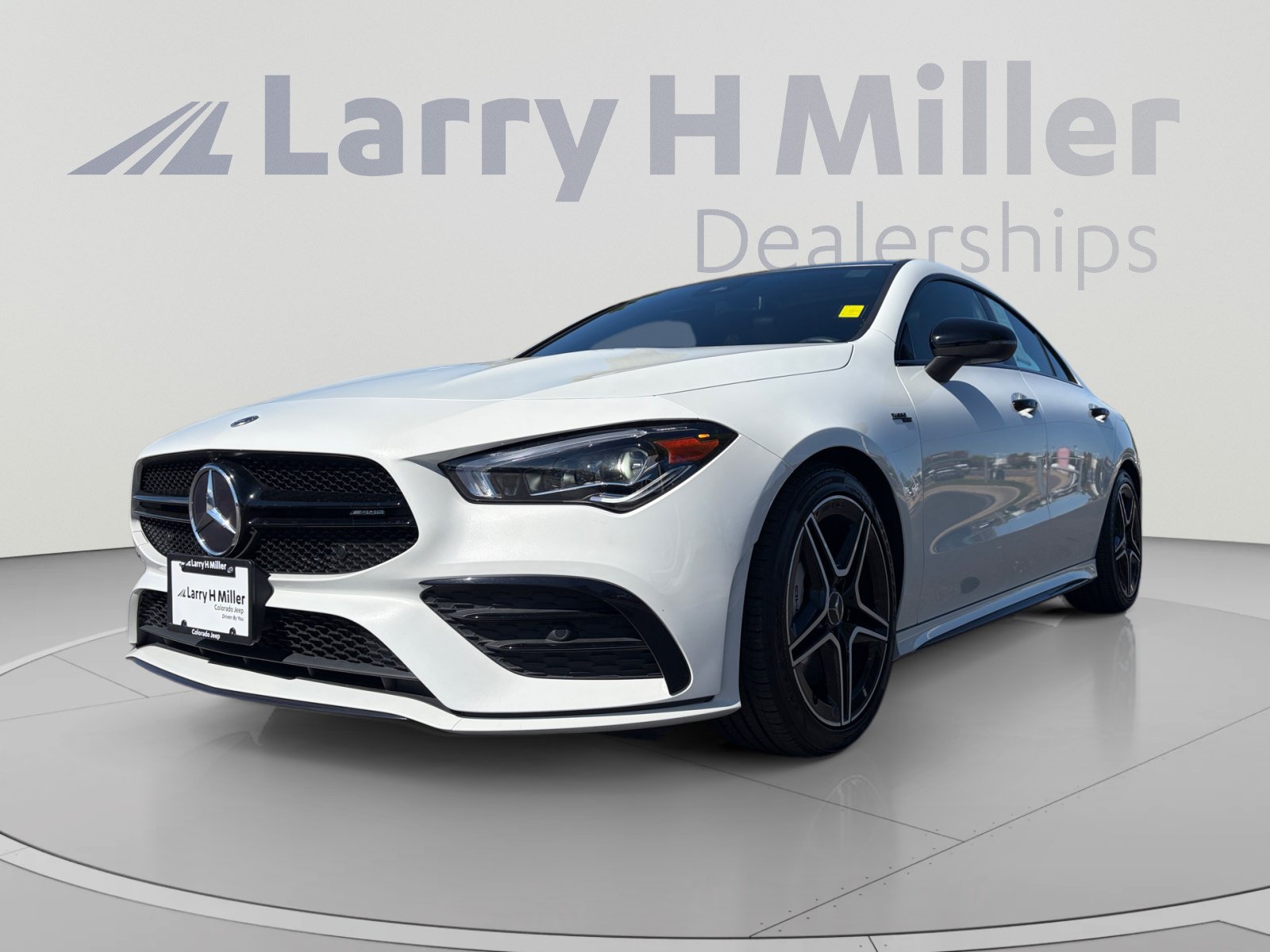  Mercedes-Benz AMG CLA 35