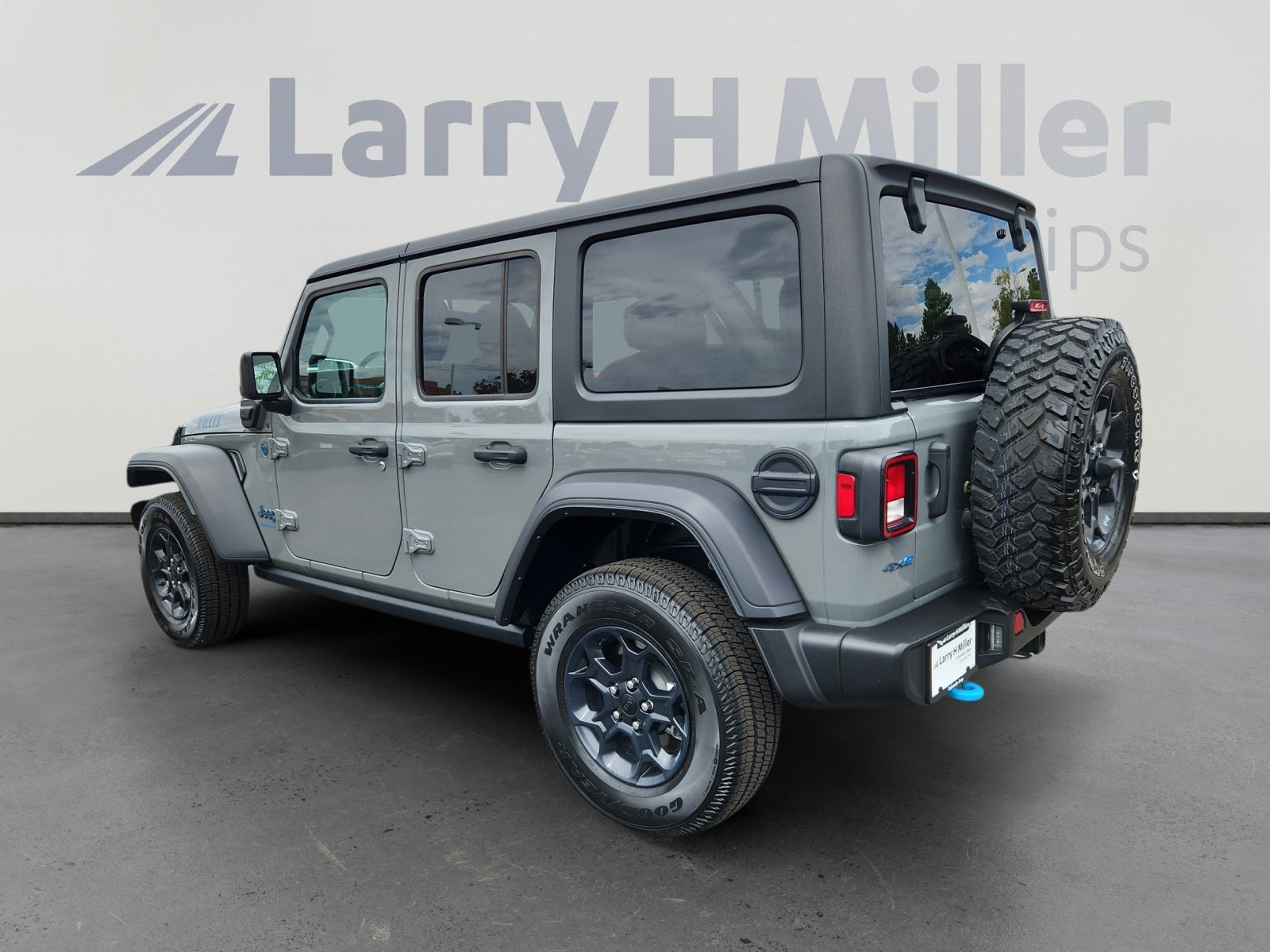 2023 Jeep Wrangler 4xe Willys photo 3
