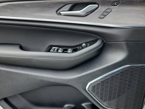 2025 Jeep Grand Cherokee Overland - Photo 18