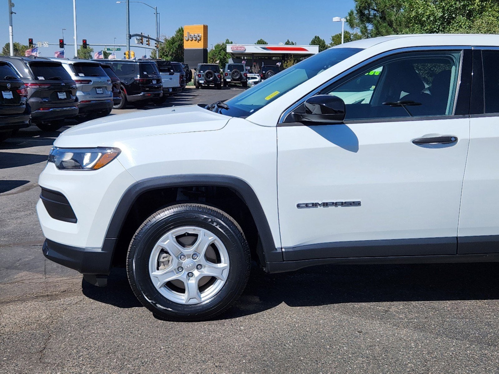 Used 2022 Jeep Compass Sport with VIN 3C4NJDAB8NT205571 for sale in Aurora, CO