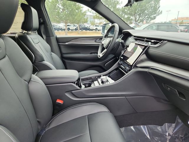 2025 Jeep Grand Cherokee Overland - Photo 24