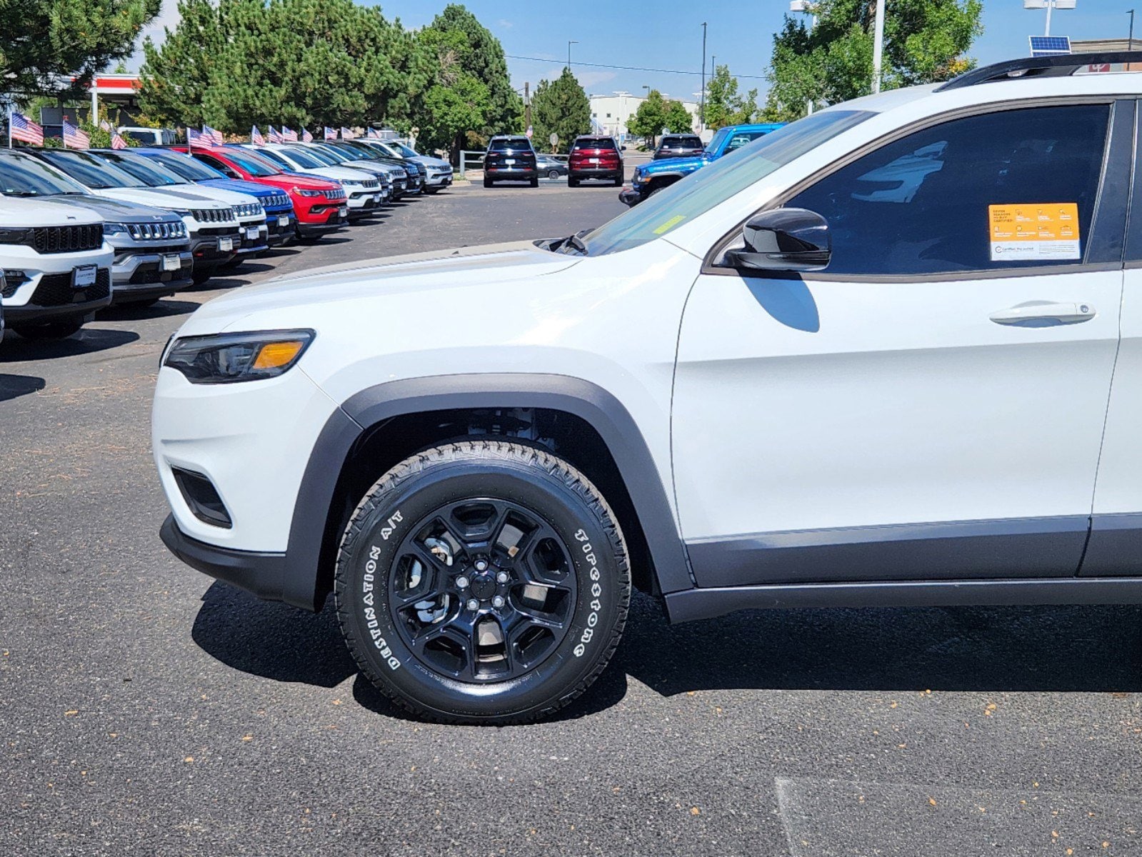 Used 2022 Jeep Cherokee X with VIN 1C4PJMCX3ND552362 for sale in Aurora, CO