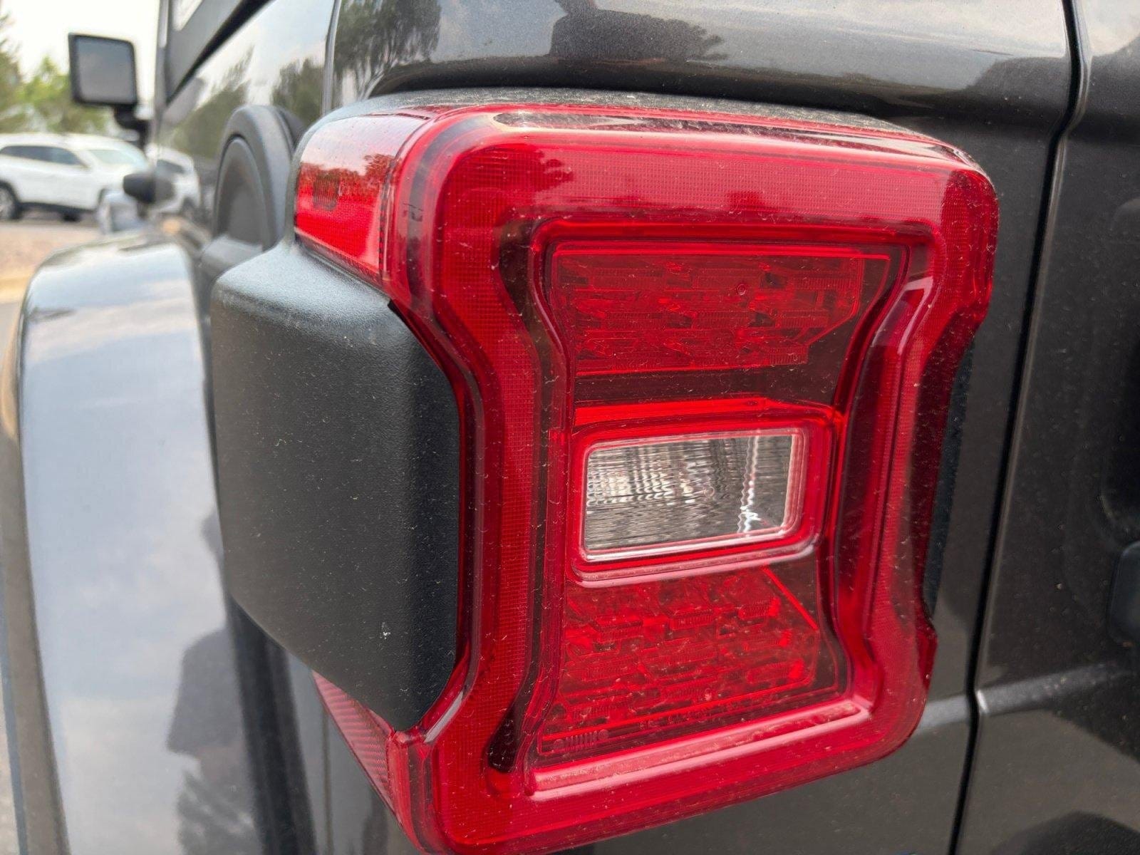 2021 Jeep Wrangler Unlimited Sahara 4XE - Photo 31
