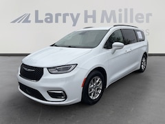 2022 Chrysler Pacifica Touring L Van Passenger Van