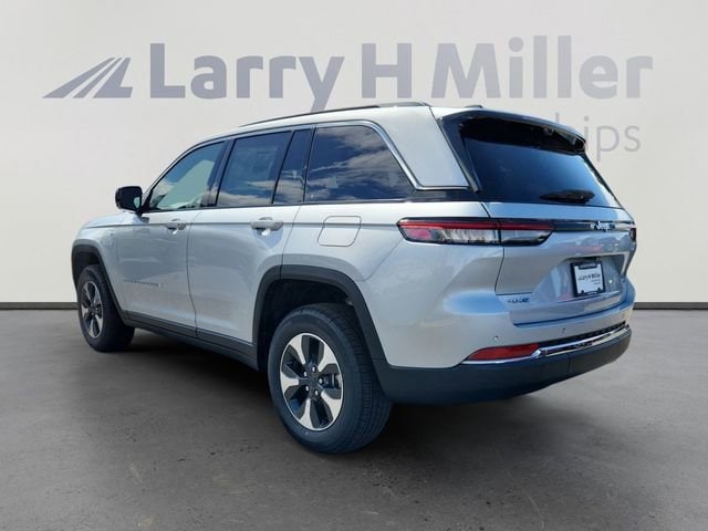 Jeep Grand Cherokee 4xe | Denver, CO | Larry H. Miller Colorado Jeep