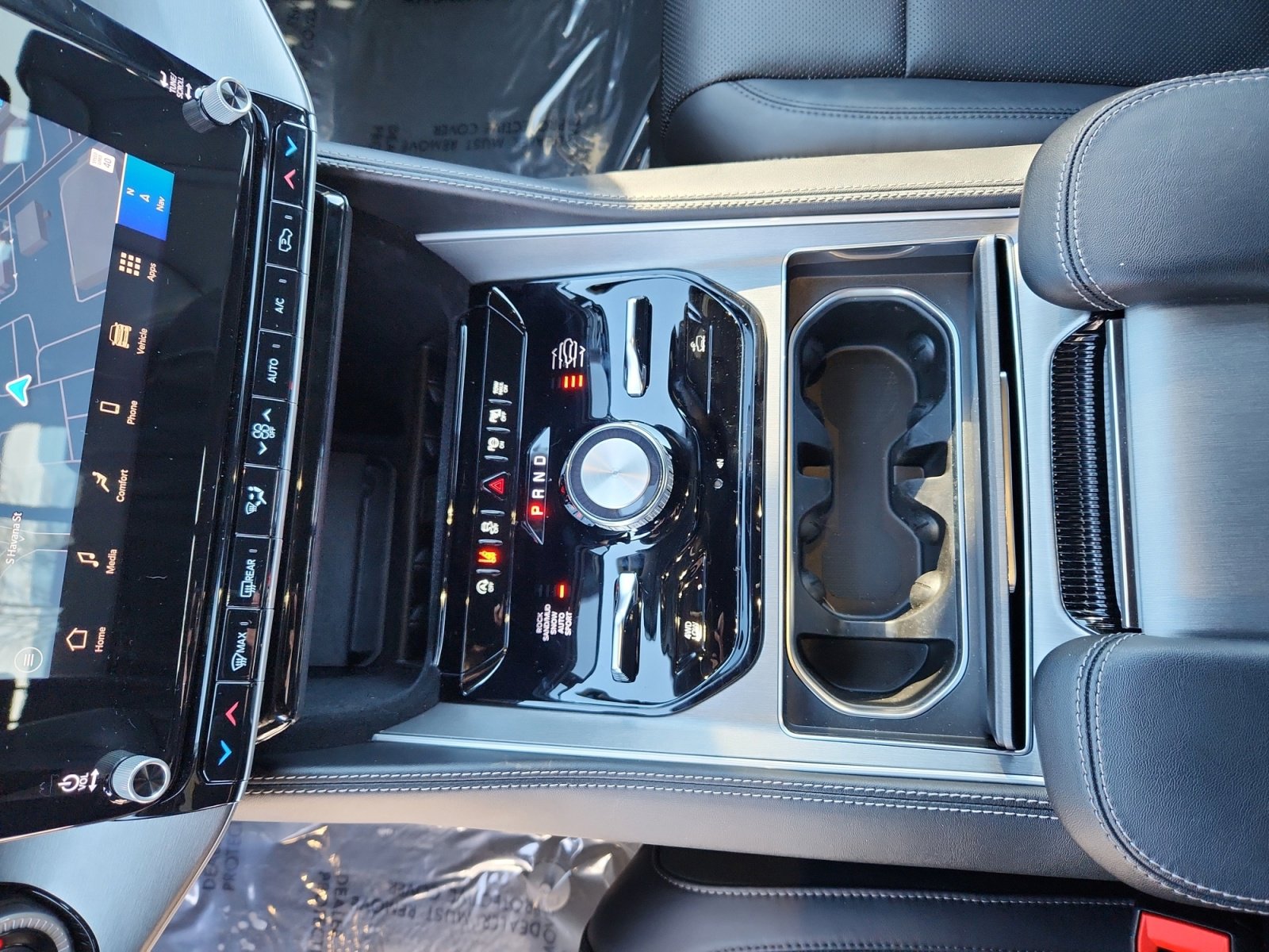2025 Jeep Wagoneer Series II - Photo 20