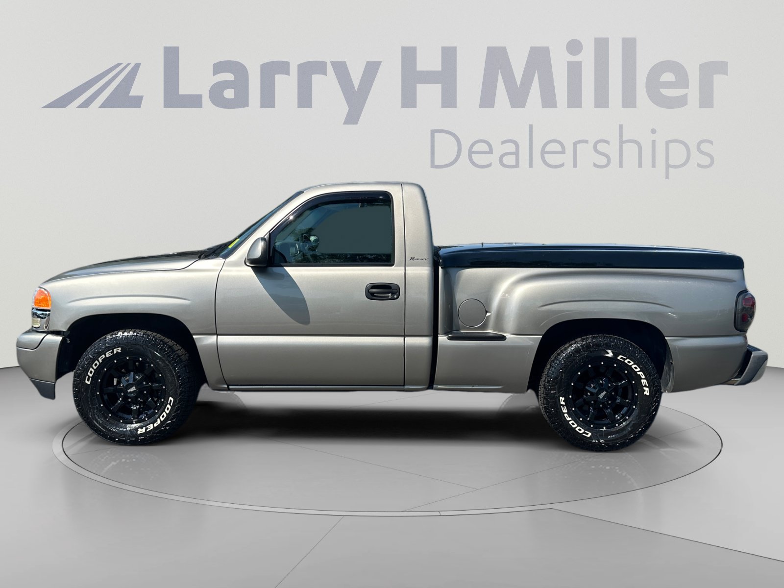 Used 2002 GMC Sierra 1500 SLE with VIN 1GTEC14V72Z331066 for sale in Aurora, CO