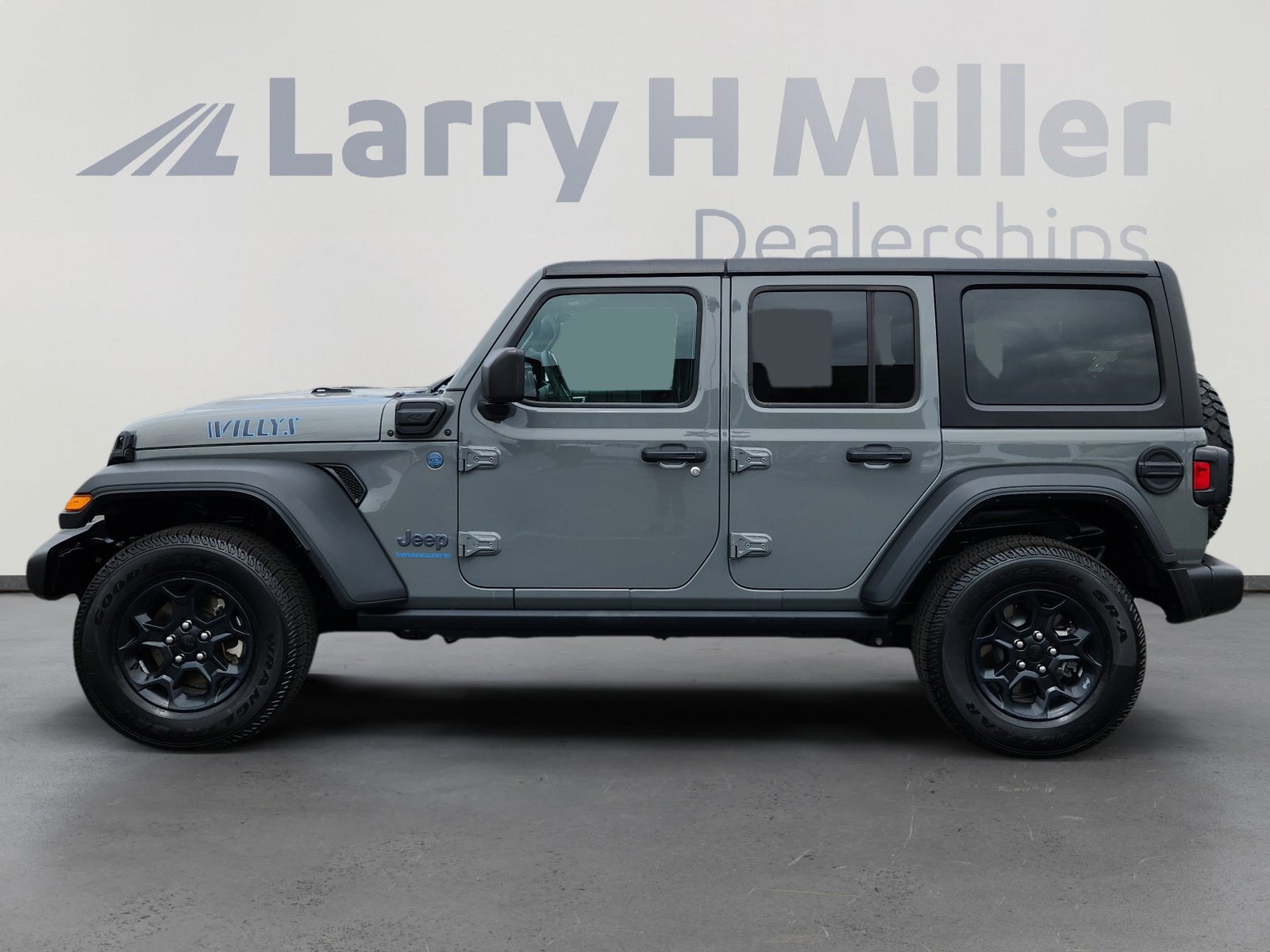 2023 Jeep Wrangler 4xe Willys photo 2