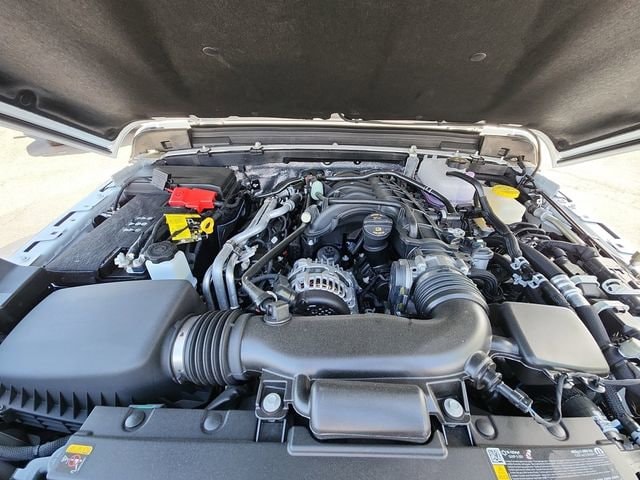 2025 Jeep Wrangler 4-Door Sport - Photo 9