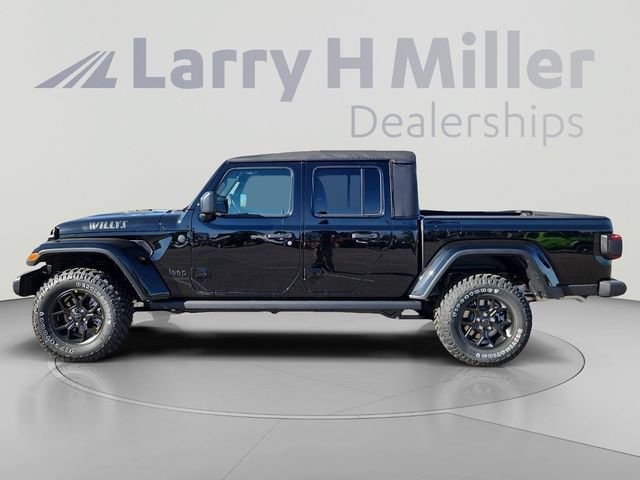 2025 Jeep Gladiator Willys - Photo 2