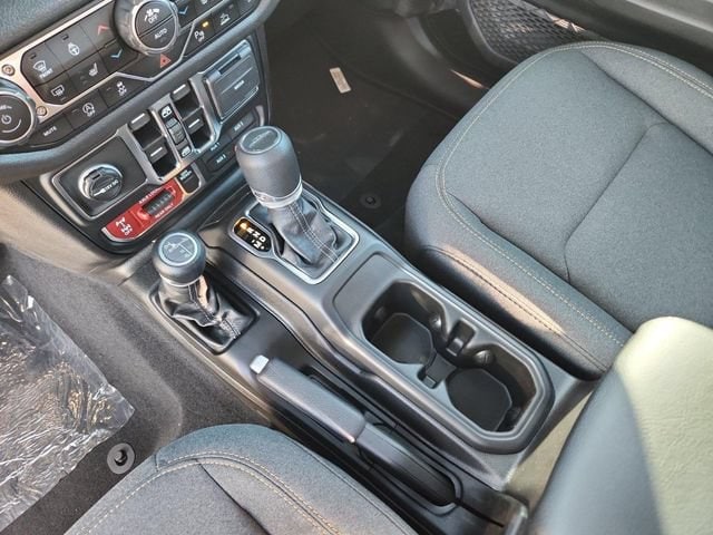 2025 Jeep Gladiator Willys - Photo 21