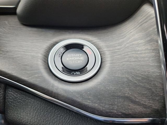 2025 Jeep Grand Cherokee Overland - Photo 29