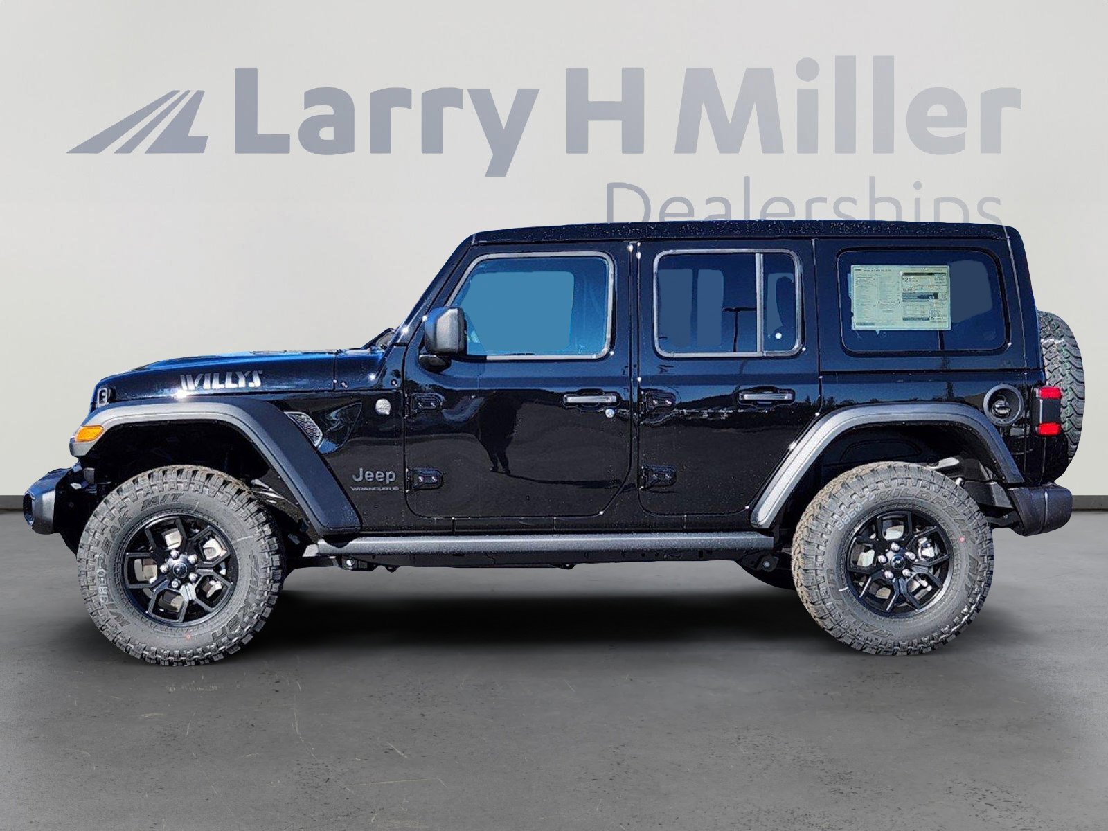 2025 Jeep Wrangler Willys photo 2