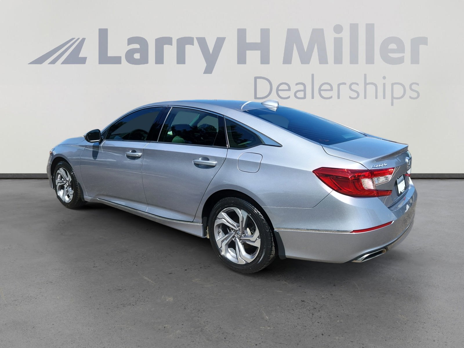 2020 Honda Accord EX-L 2.0T photo 3