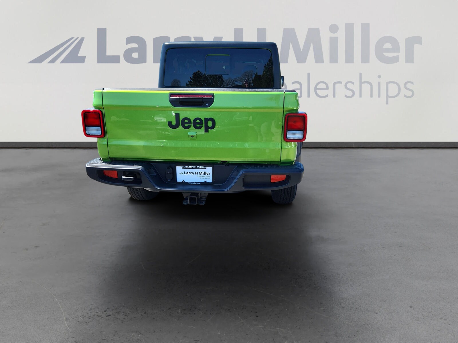 2025 Jeep Gladiator Sport photo 3