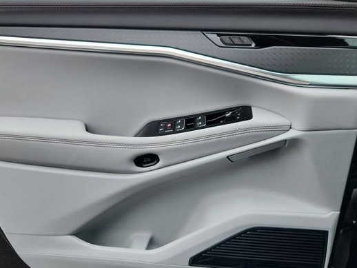 2025 Jeep Wagoneer S Limited - Photo 18