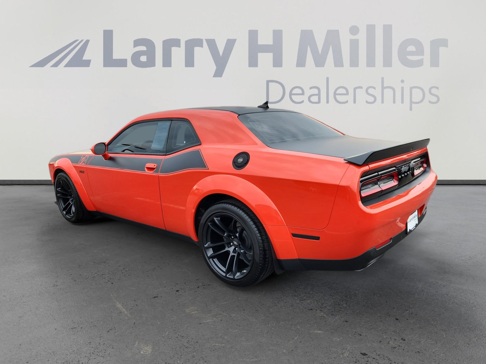 2022 Dodge Challenger R/T Scat Pack Widebody T/A photo 3
