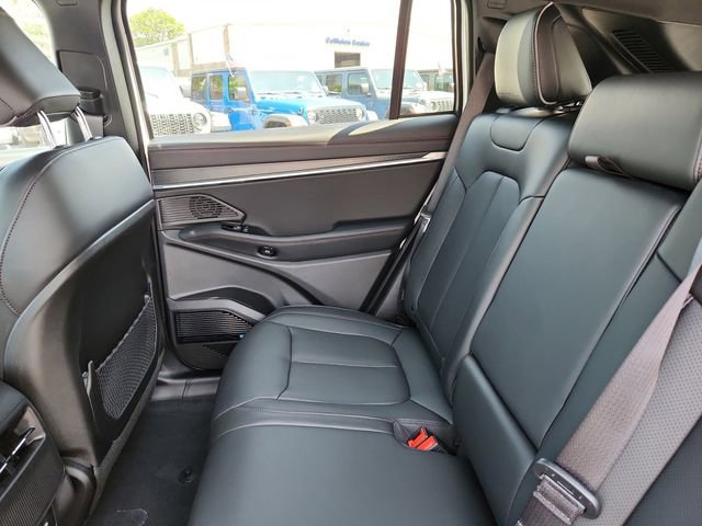 2025 Jeep Wagoneer S Limited - Photo 22