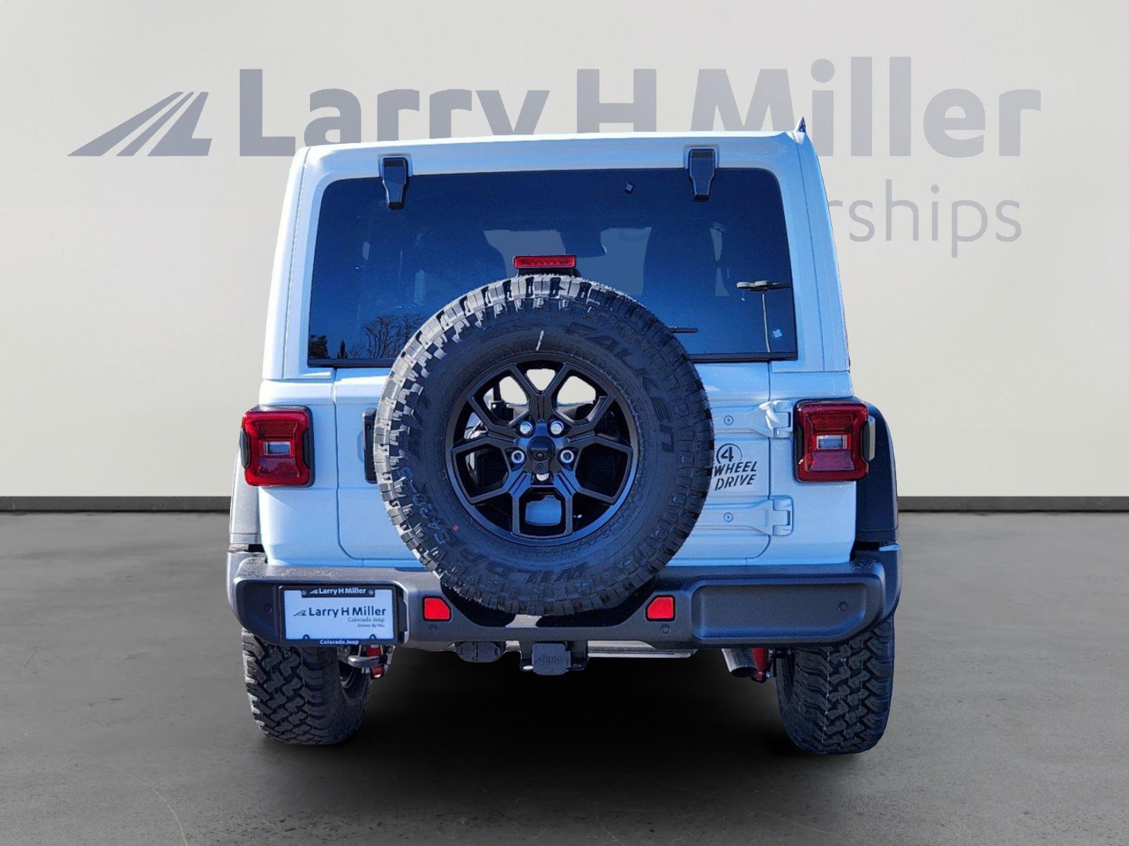 2025 Jeep Wrangler Willys photo 3
