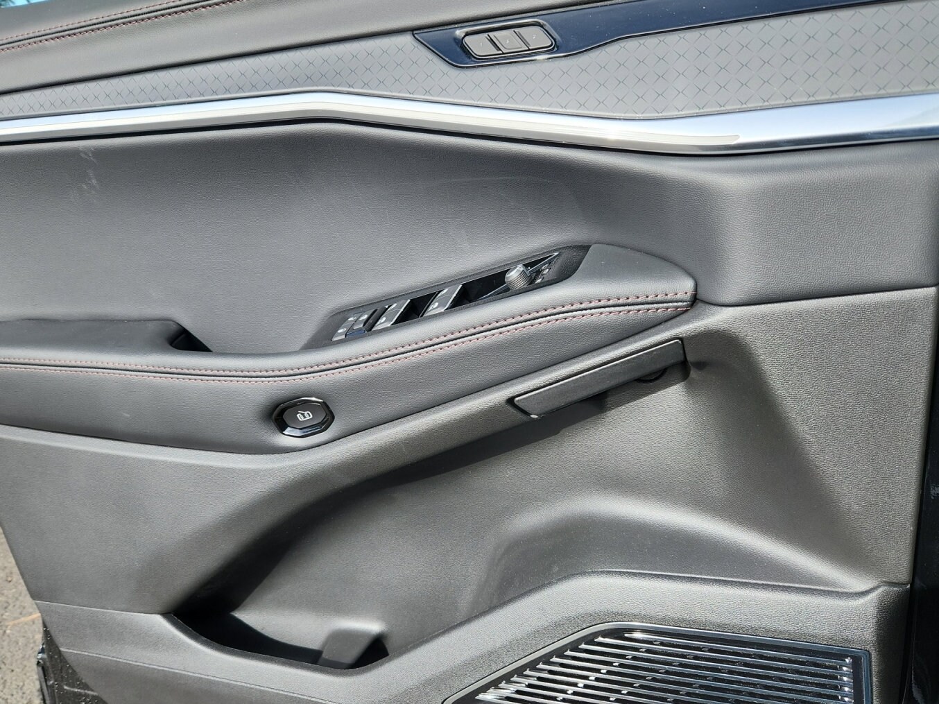 2025 Jeep Wagoneer S Limited - Photo 18